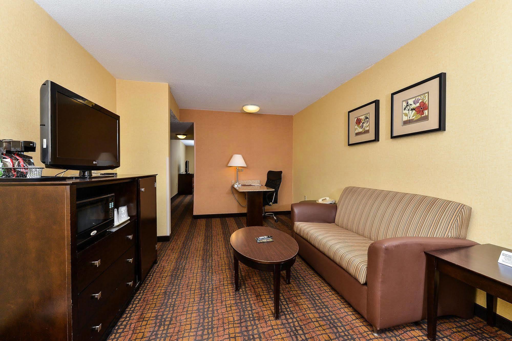 Latitude Suites Tinton Falls Eatontown - BW Premier Collection Εξωτερικό φωτογραφία