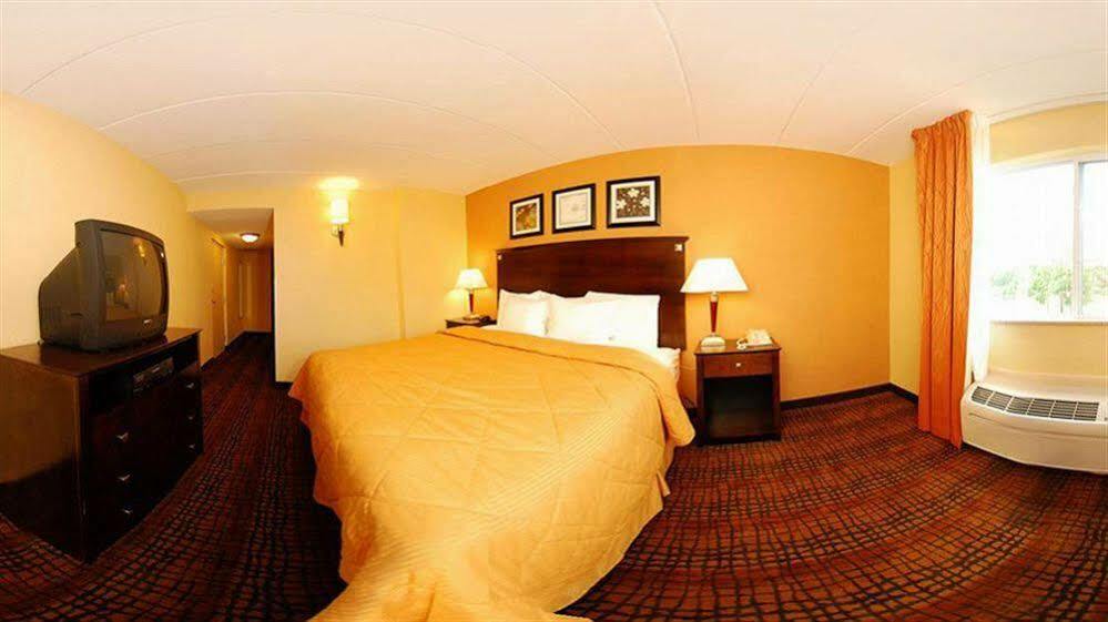Latitude Suites Tinton Falls Eatontown - BW Premier Collection Εξωτερικό φωτογραφία